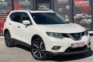 NISSAN X-TRAIL TEKNA